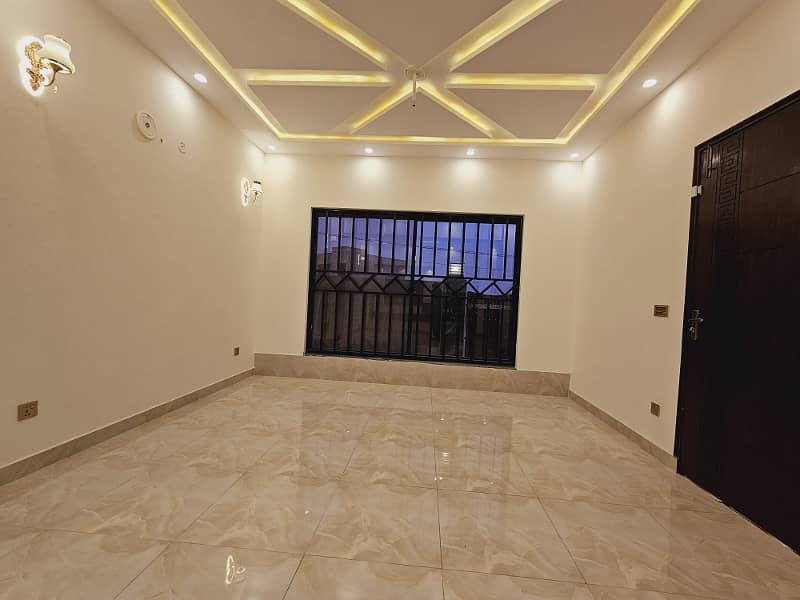 Low Budget Brand New Luxury 5 Marla villa House is in Bahria Town Lahore 18