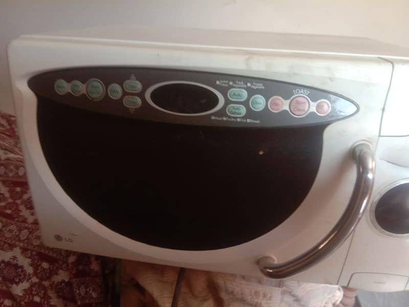 LG microwave oven 1