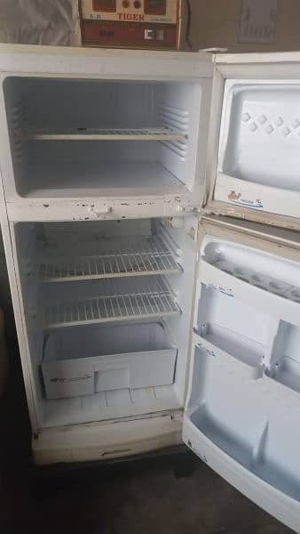 PEL refrigerator 2