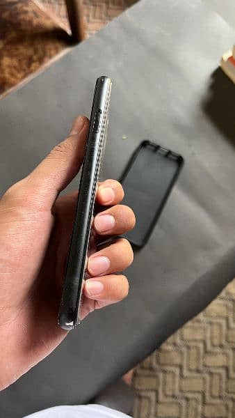 google pixel 4 pta approved dual sim ( urgent sell) 6