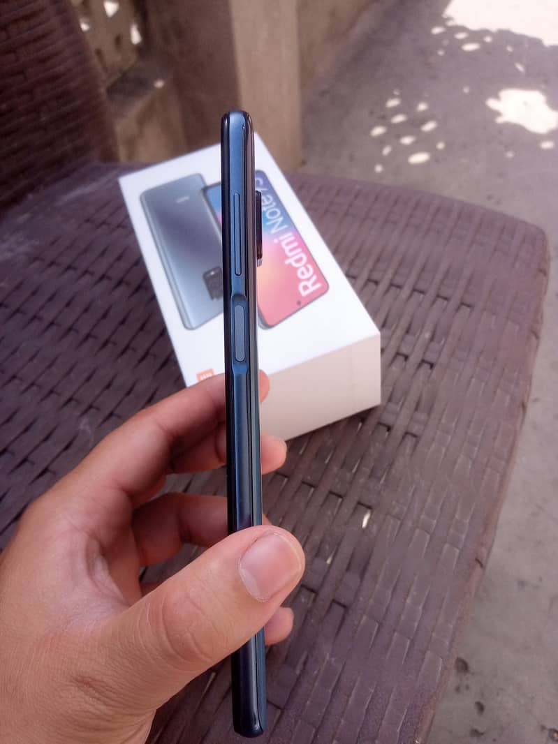 Xiaomi Redmi Note 9S (Flagship Slightly Used) 4
