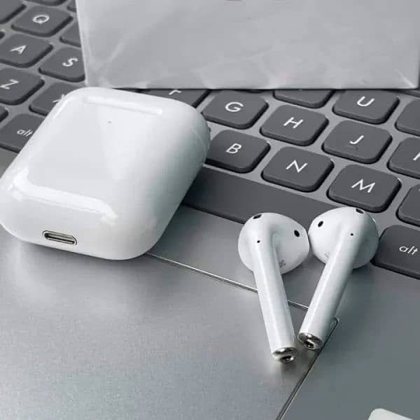 Airpods 2 Generation Latest At Best Price / Earphones / Airbuds 2