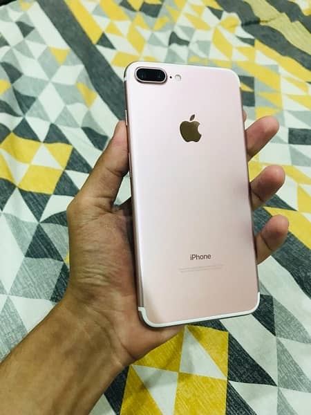 iphone 7plus 32gb pta approved 0