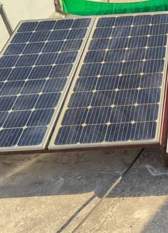 2 solar panels with stand