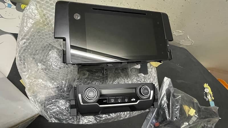 honda civic 2016-20 multimedia / infortainment panel & AC control unit 0