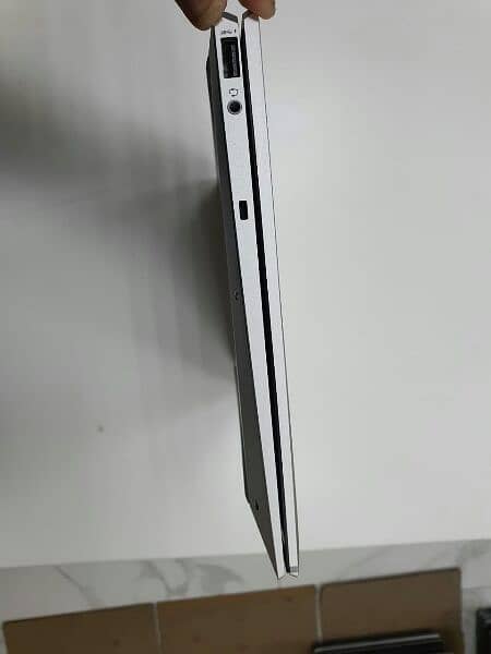 HP EliteBook 1040 G7: 2 in 1 4