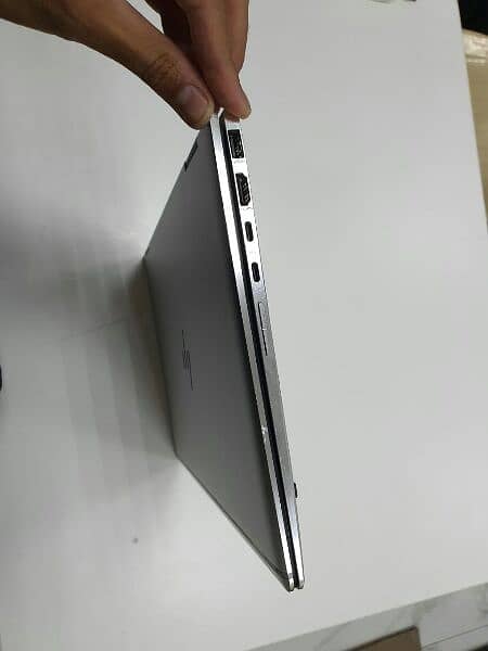 HP EliteBook 1040 G7: 2 in 1 8