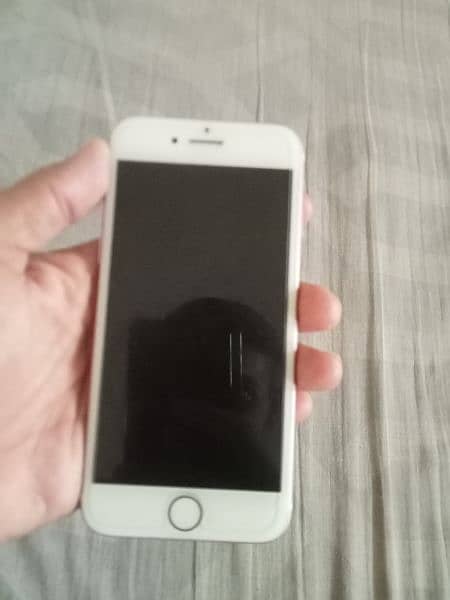 iPhone 7 128gb condition 10/10 3