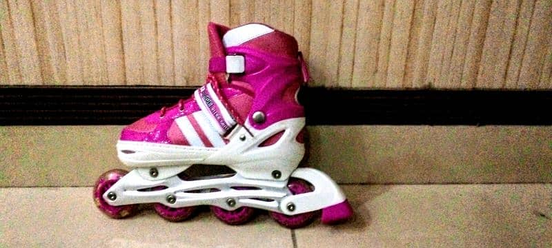 SKATING BOOTS/SHOES FOR SALE 3