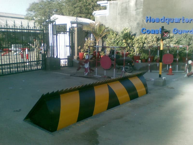 hydrualic road blocker / road barriers 5