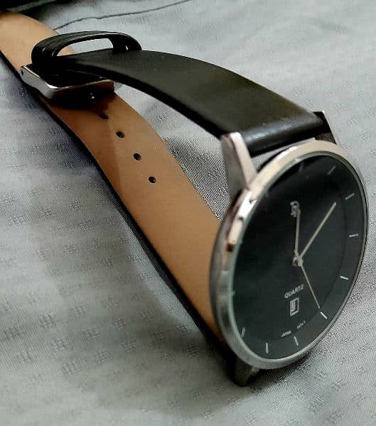 Black Leather Wrist Watch for Men 0