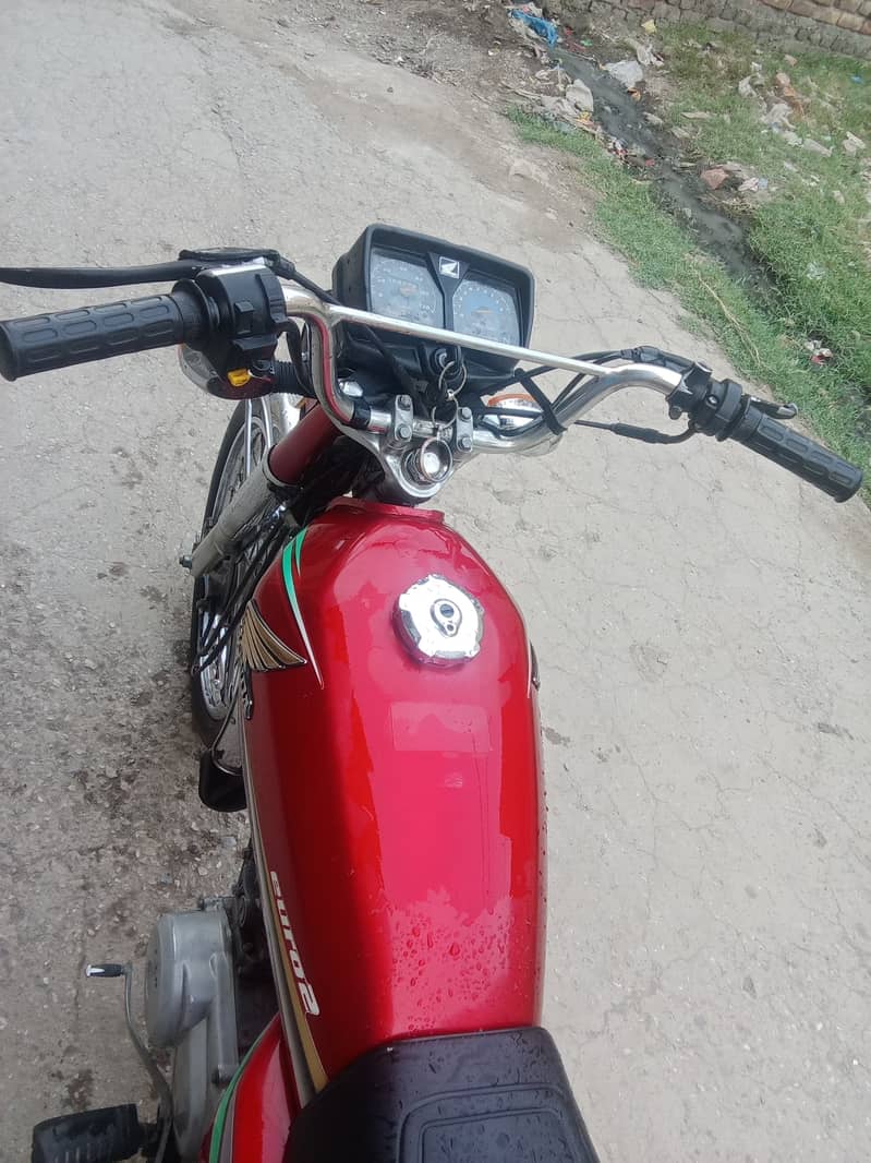 Honda CG 125 2013 3