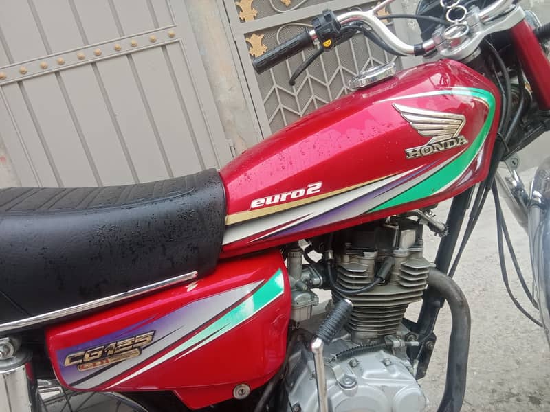 Honda CG 125 2013 4