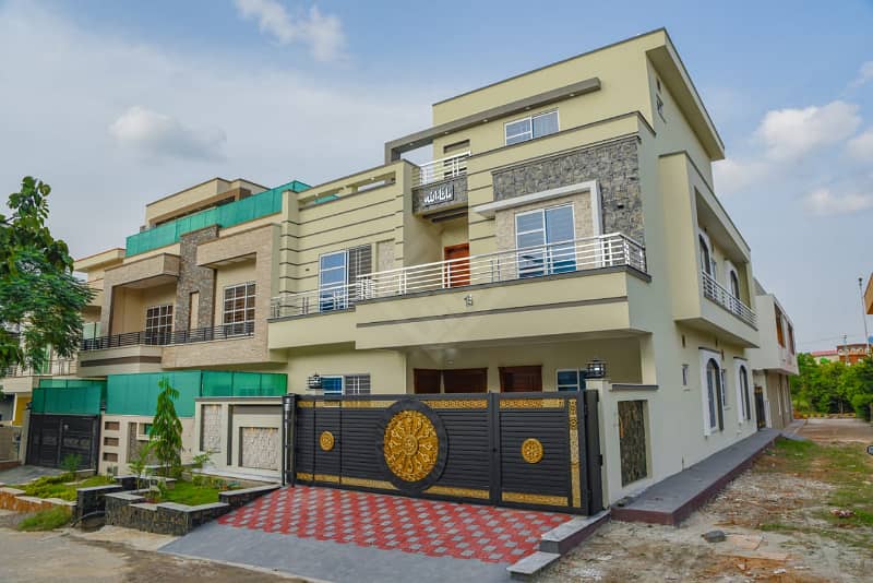 Brand New 35x70 Corner House For Sale With 6 Bedrooms In G-13 Islamabad 1