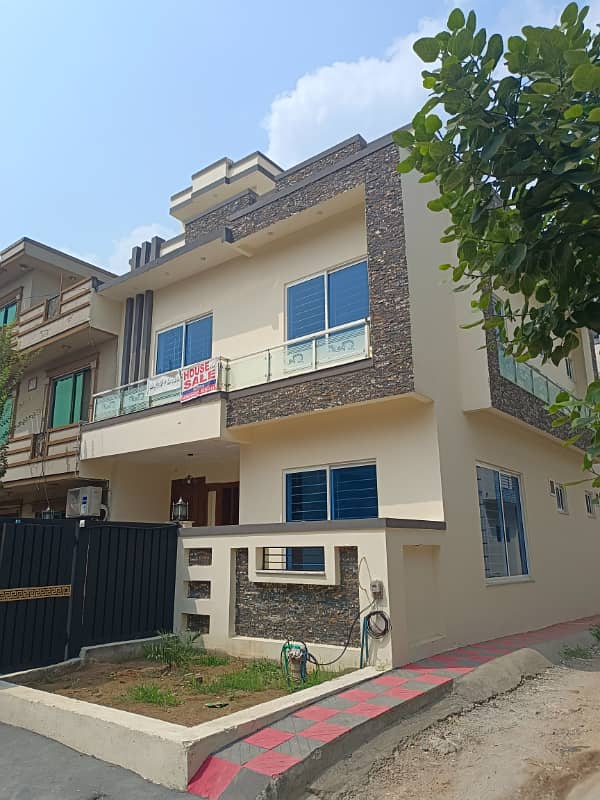 Brand New 25x40 Corner House for Sale with 3 Bedrooms in G13 Islamabad 1
