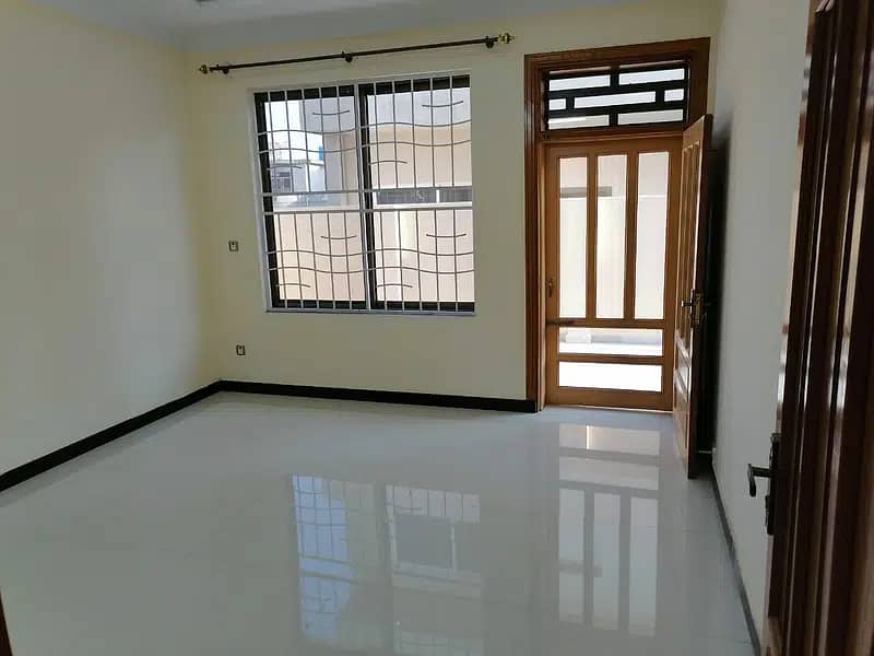 3 Beds Ground Portion for Rent Contact # 0333-8332137 1