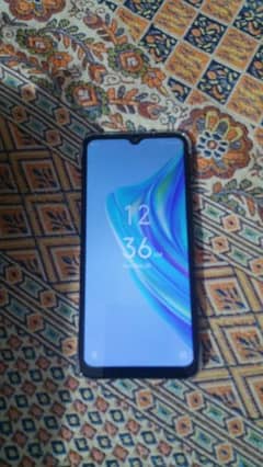 Infinix hot20i 6gb128 10%10 ha all ok betry time 2 day net use