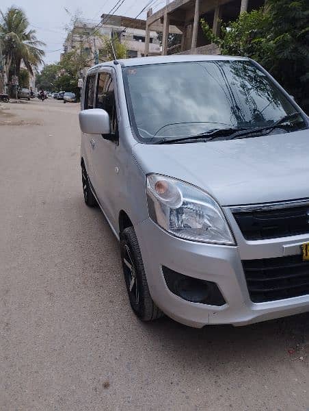 Suzuki Wagon R 2019 1