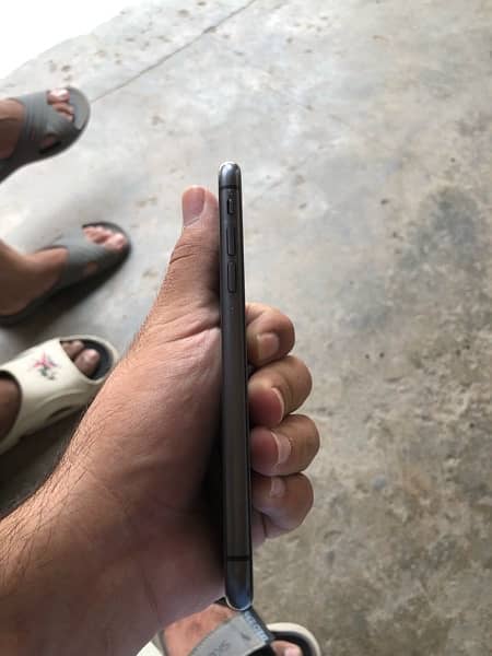 Iphone 11 Non pta 64 gb 4