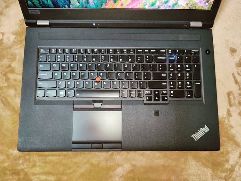 Lenovo ThinkPad P73 Workstation 4K  i7 9750H 32 RAM 512 SSD 4GB NVIDIA 5