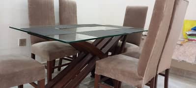 6 seated dinning table