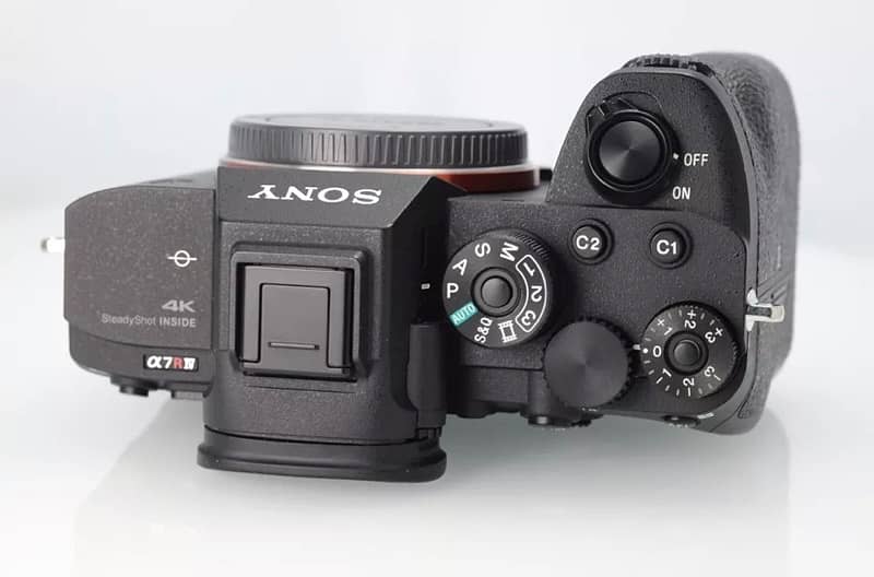 Sony Alpha a7R V 61.0 MP Mirrorless Camera 2