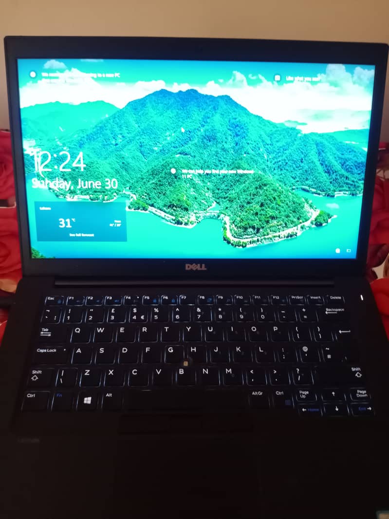 Dell latitude i7 6th Gen, 8GB RAM, 256GB SSD laptop excellent conditio 4