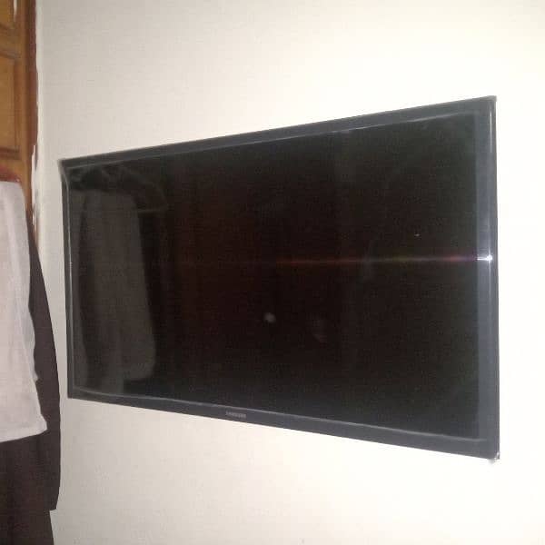 Samsung 32" LED for Sale 0