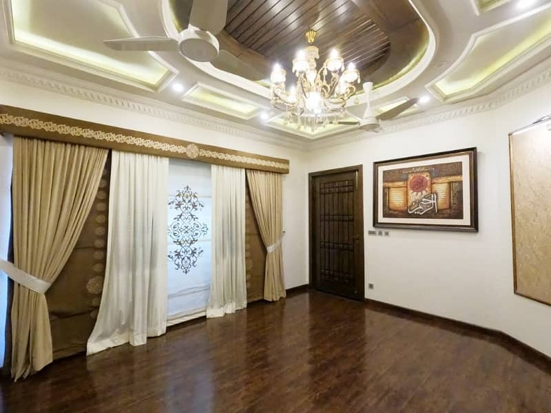 10 Marla Ultra Classic House For Sale Bahria Town Lahore 34