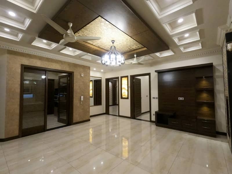 10 Marla Ultra Classic House For Sale Bahria Town Lahore 35