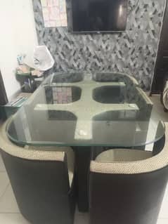 6 seater compact dinning table