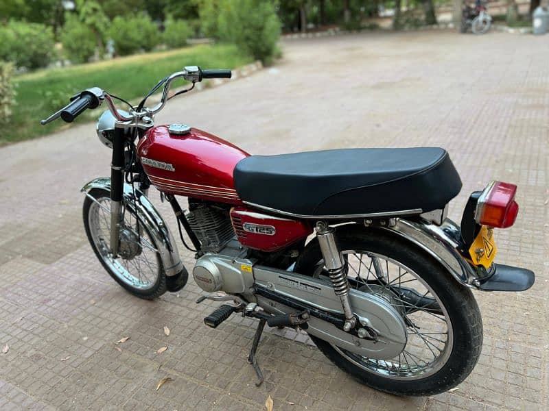 CG 125 karachi vintage 1