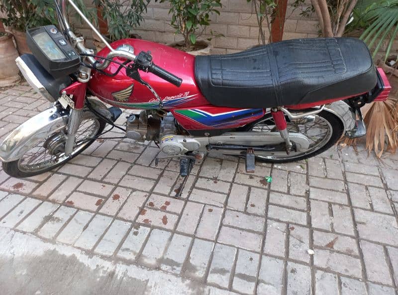 Honda CD 70, best condition 3