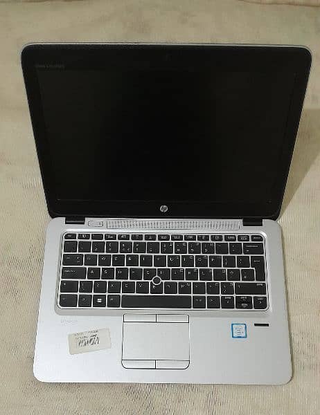 HP Elitebook - Slim Laptop 1