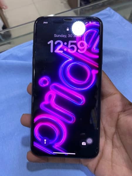 iphone 11 pro max pta approved jv . battery health 69% 6