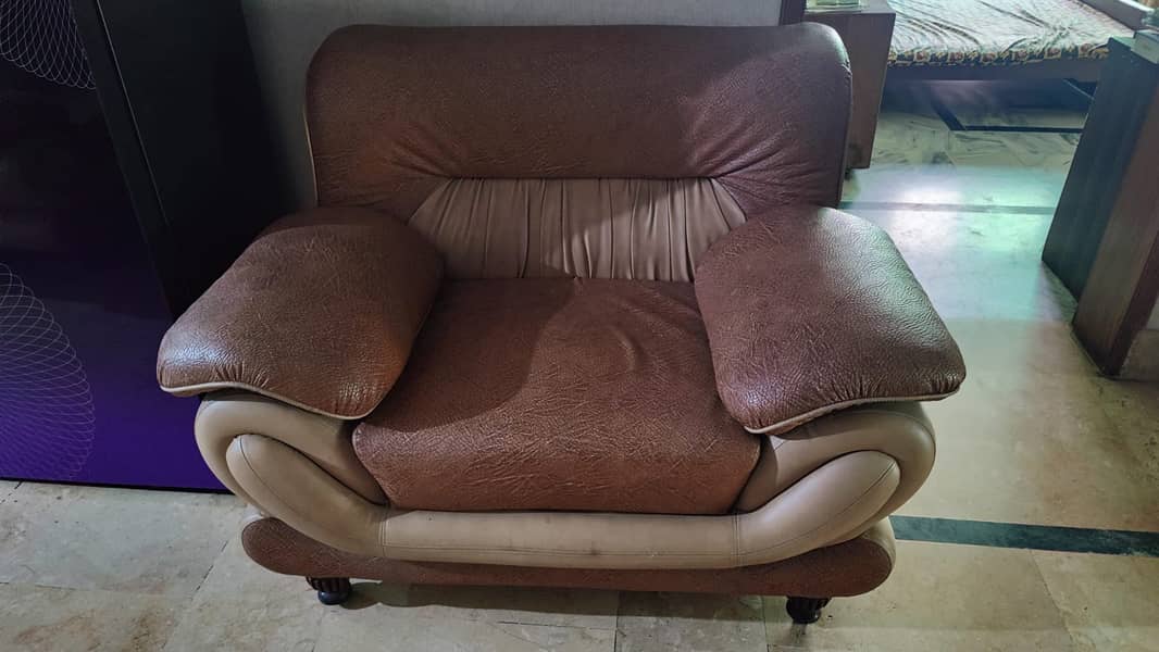 6 Seater Leather Sofa 1