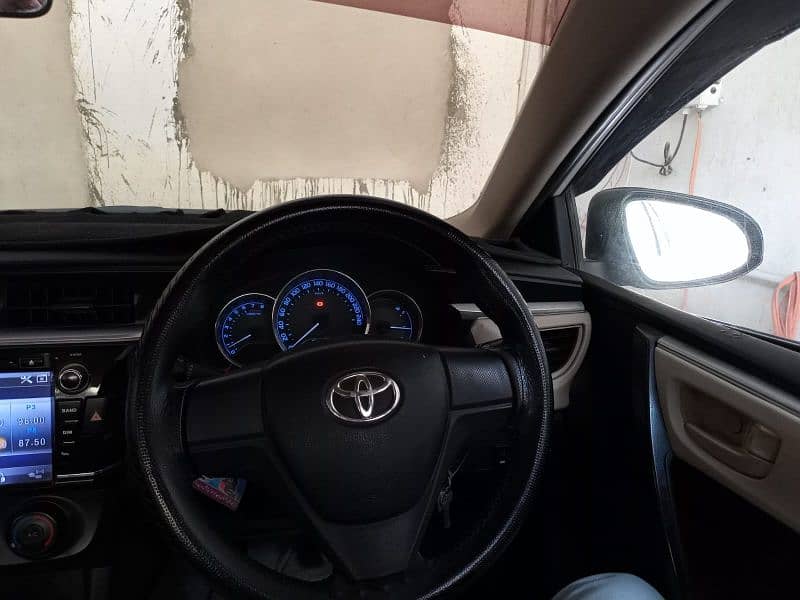 Toyota Corolla XLI 2015 5