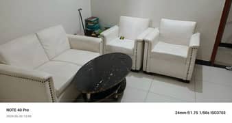 Used sofa set with cener table