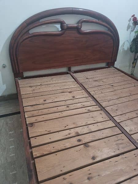 Bed only 5ft x 6.5ft plus mattress 2