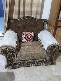 7 seater sofa set brand new condition with table