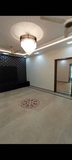 10 Marla House available for Sale in Shaheen Block bahria Town Lahore