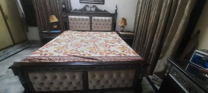 wood bed for sale 0