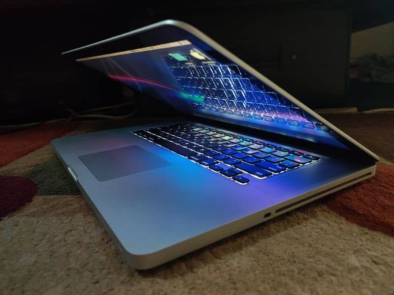 MacBook Pro 2010 15 Inches 0