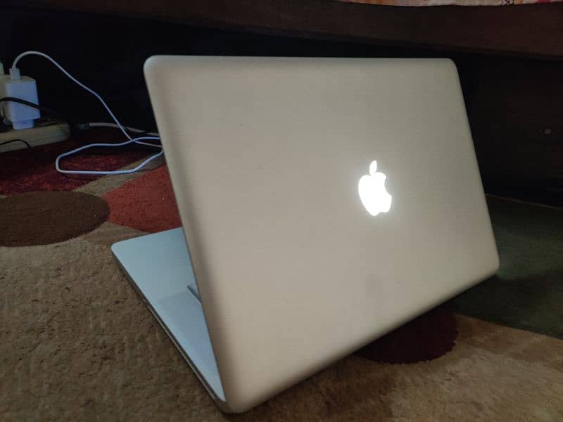 MacBook Pro 2010 15 Inches 4