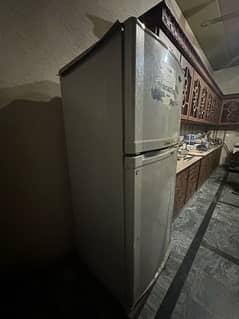 Dawlance Medium Size  Refrigerator | Full working Condition
