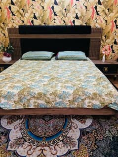 branded wooden  bed  set