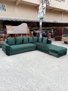 Faisal sofa