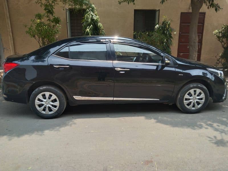 Toyota Corolla GLI 2015 Automatic 4