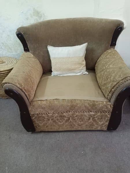5 seter sofa for sale 1