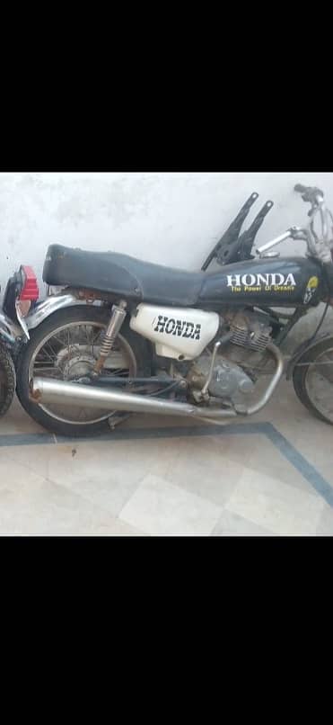 Honda CG125  1994 3